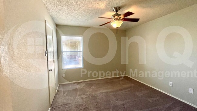 Building Photo - 9952 George Washington Dr