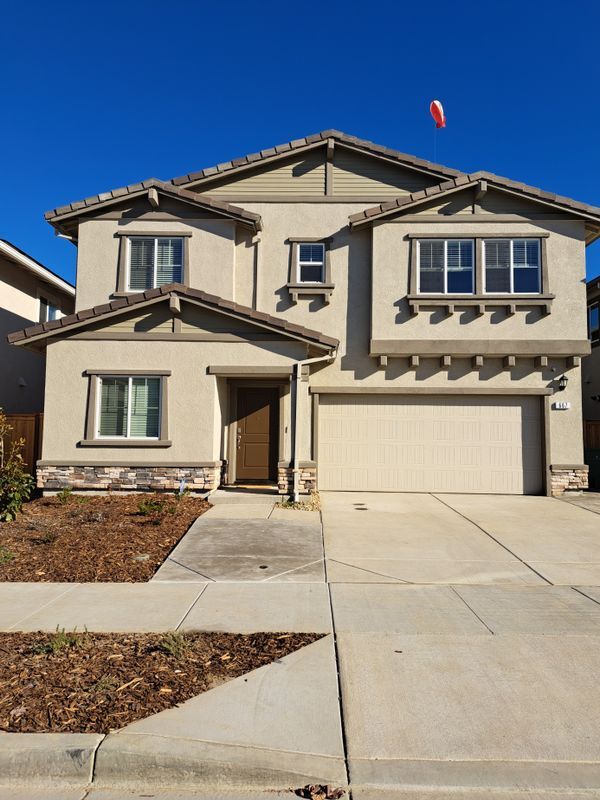 Building Photo - 667 Jefferson St