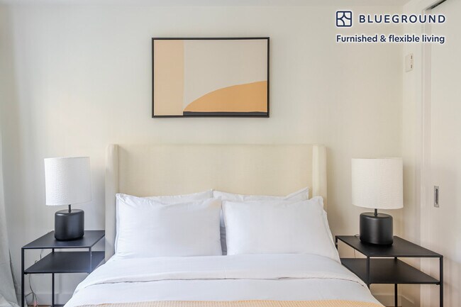 Building Photo - 227 E 59th St