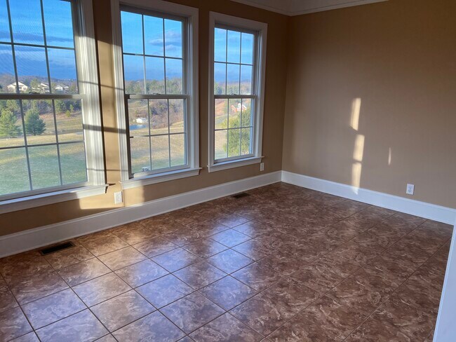 Building Photo - 1686 Turnberry Ln