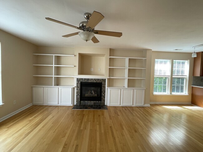 Building Photo - 1508 Parks Ave