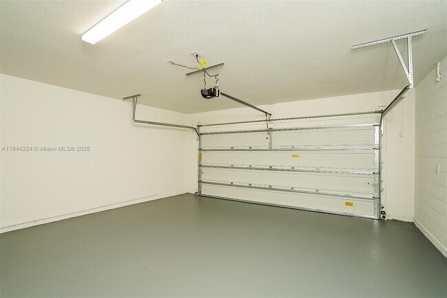 Building Photo - 4073 SW Jaqust St