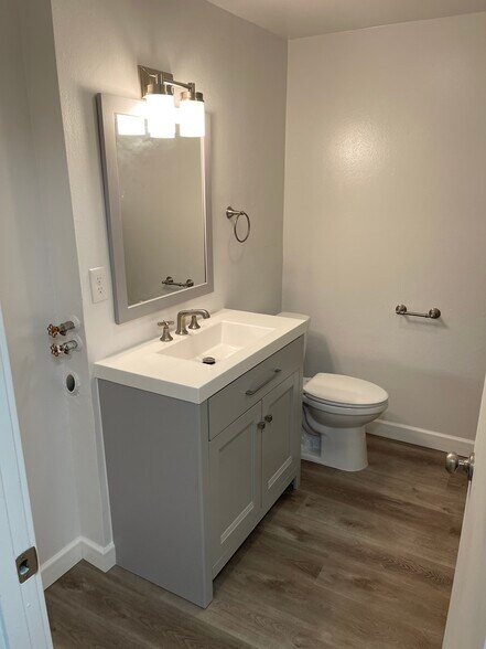 Down Bathroom - 3004 SW 209th Ave