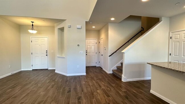 Building Photo - 2304 S Lakeline Blvd