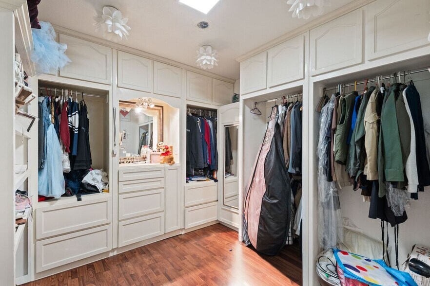 Building Photo - 415 South Eighth Street