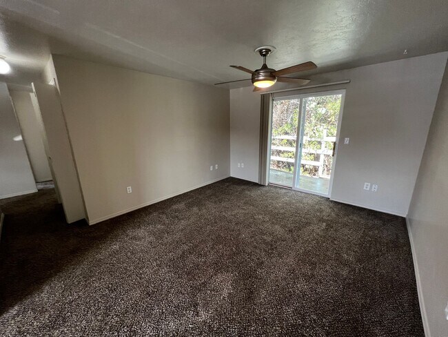 Building Photo - 210-220 N 2nd St