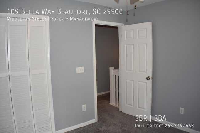 Building Photo - 109 Bella Way