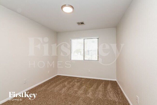 Building Photo - 5617 Mahogany Run Place
