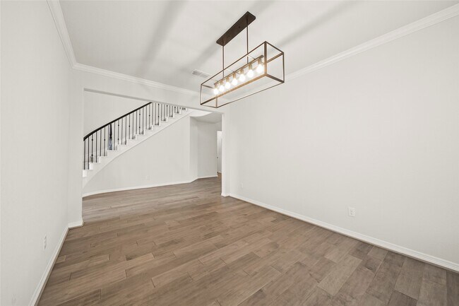 Building Photo - 8930 Emerald Cane Dr