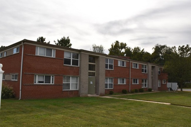 Building Photo - 1808 Chambers Road - 1808C
