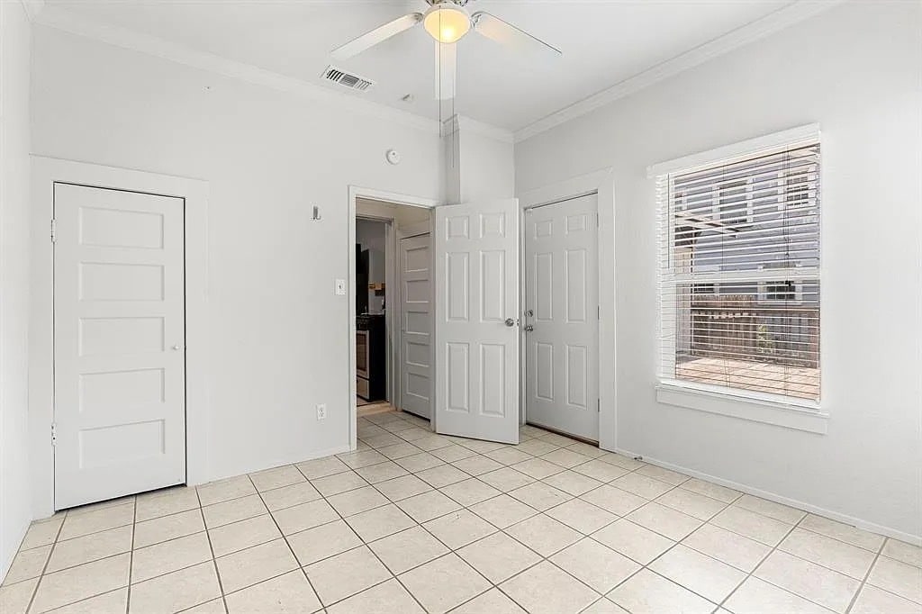 Building Photo - 2802 Salado St