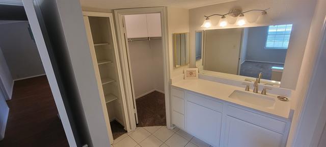 Building Photo - 2610 Knoll Trail