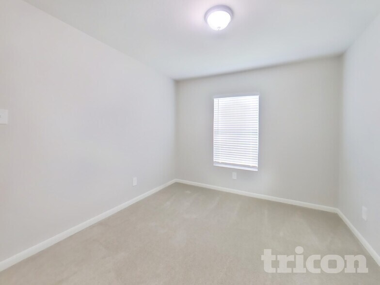 Building Photo - 15673 Briar Frst Dr
