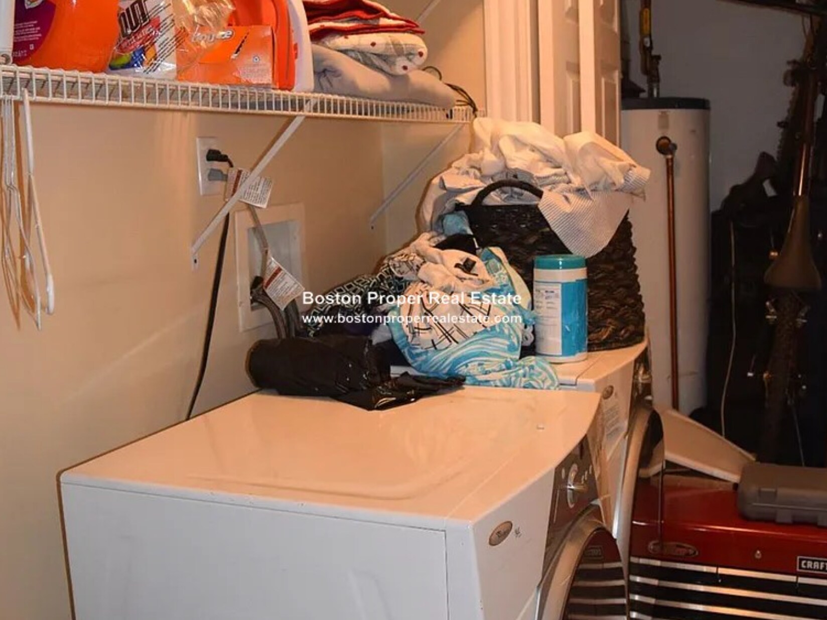 Building Photo - 95 W 7th St