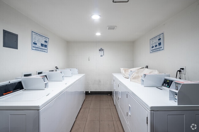 Laundry - Park Downtown Apartments