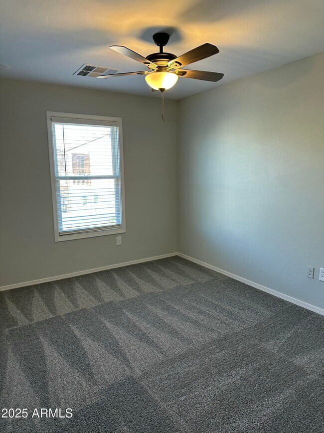 Building Photo - 988 S Reber Ave