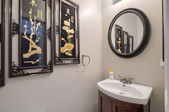 Building Photo - Call Sabrina Thomas at 757-767-0767 for more information