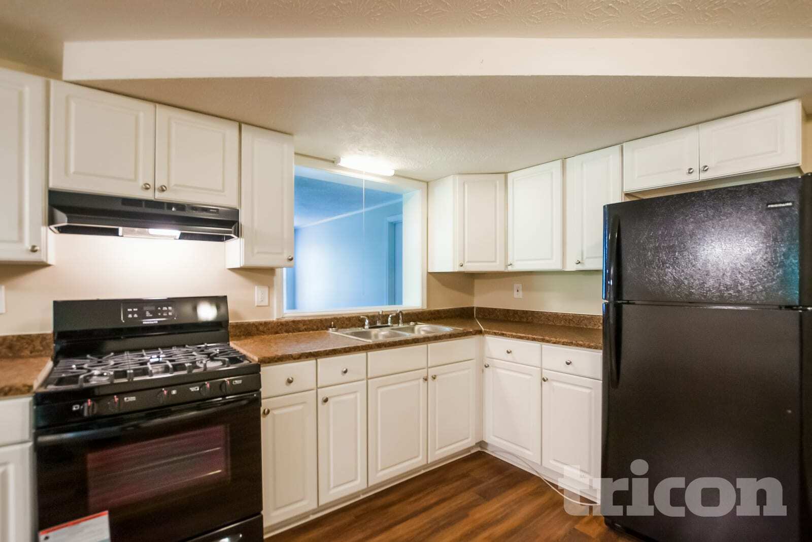 Building Photo - 6360 Pine Frost Dr