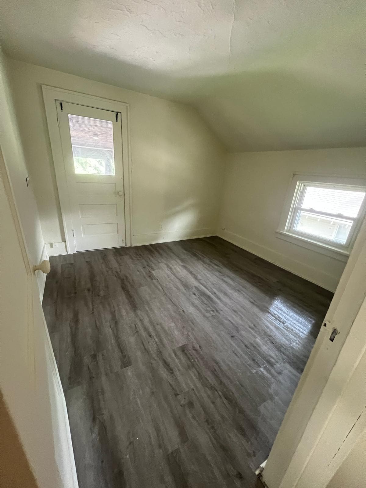 Building Photo - 1349 Yates Ave