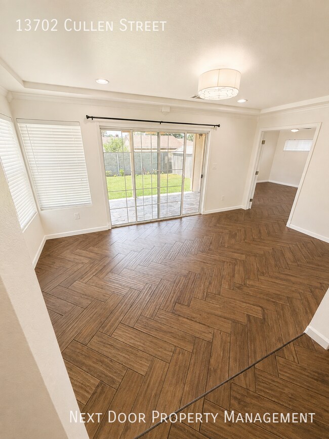Building Photo - 13702 Cullen St