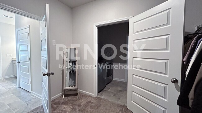 Building Photo - 5023 Pintail Dr