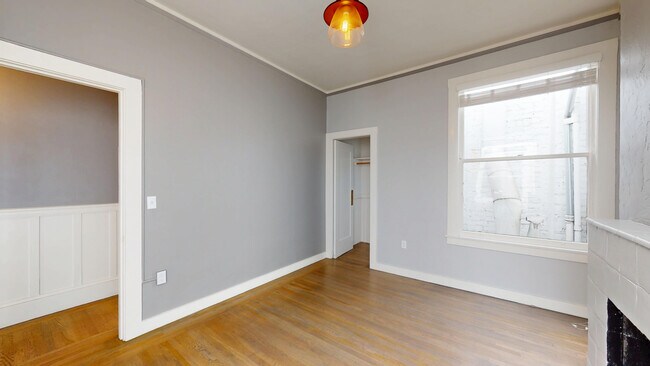 Building Photo - 186 Gough St