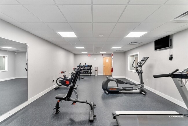 Building Photo - 1457 Tremont St