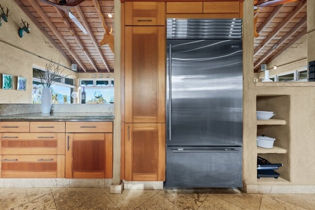 Building Photo - 160 Piialii Pl