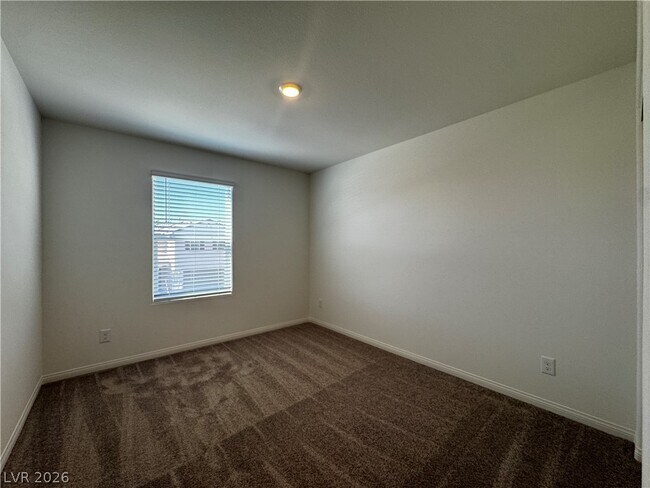 Building Photo - 9250 Innot Ave