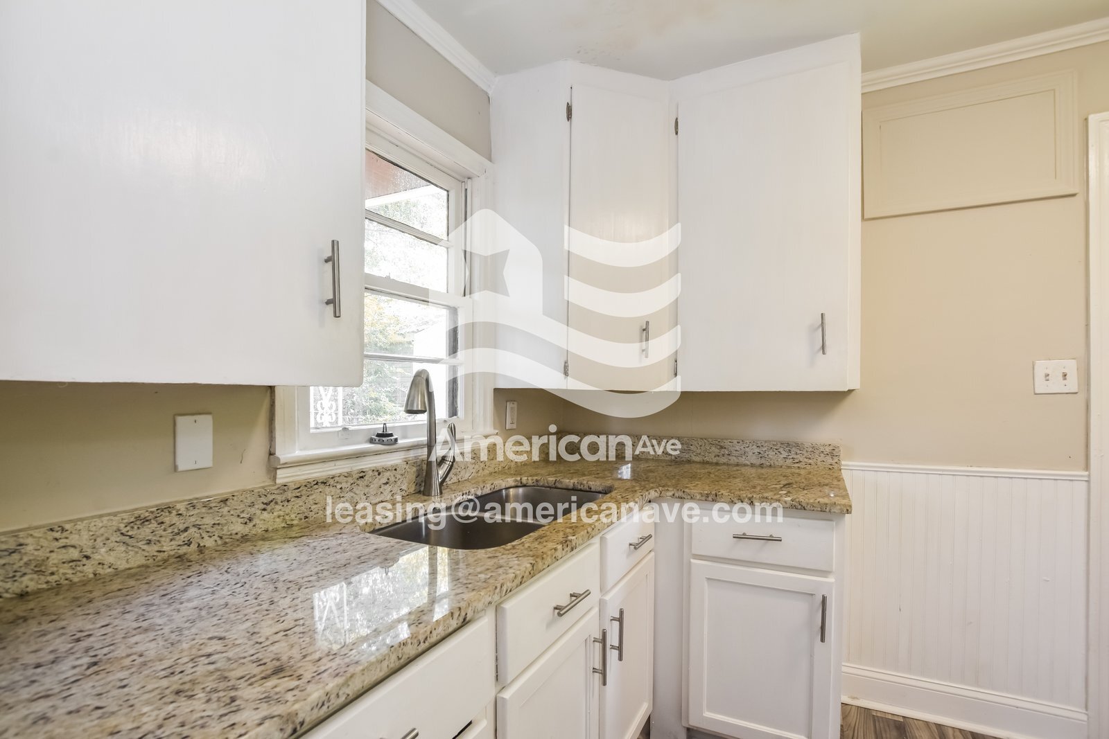 Building Photo - 1810 College St SE