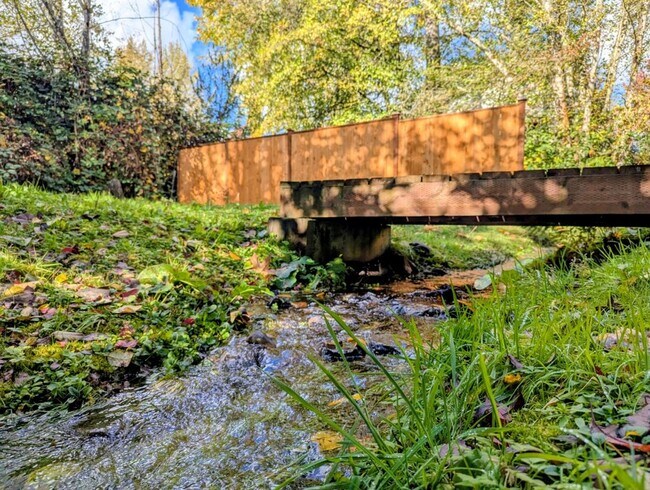 Building Photo - 3Bd/1.5ba Lake Stevens Duplex