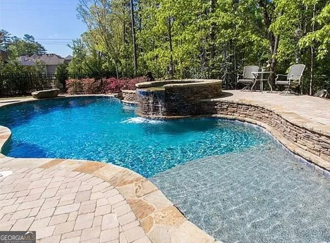 Building Photo - 11037 Estates Cir