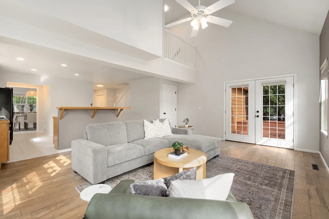 Building Photo - 2908 Des Moines Dr