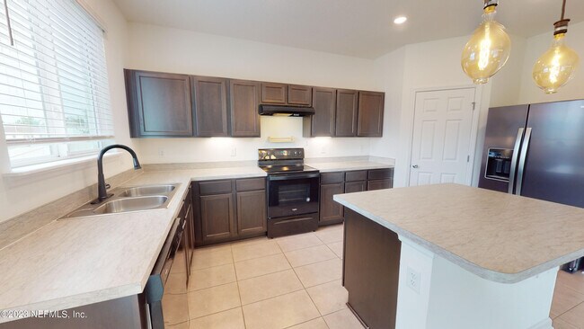 Building Photo - 5064 Sundrop Wy