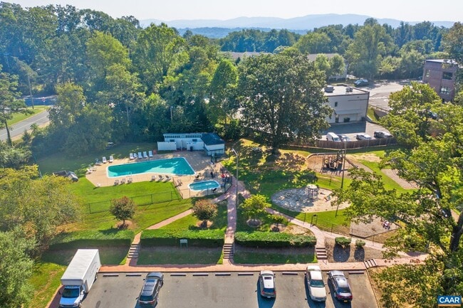 Building Photo - 114 Georgetown Green