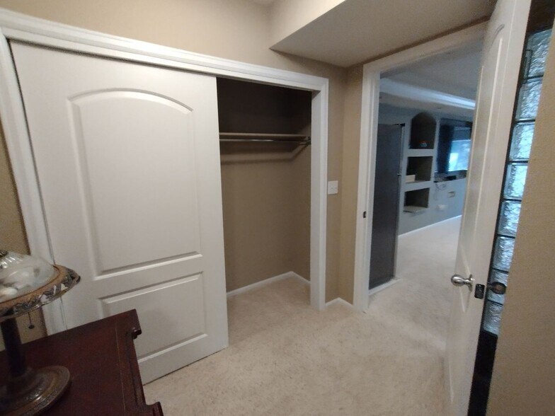 Building Photo - 2451 S Fundy Cir