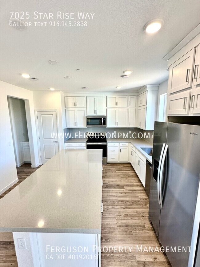 Building Photo - 7025 Star Rise Wy