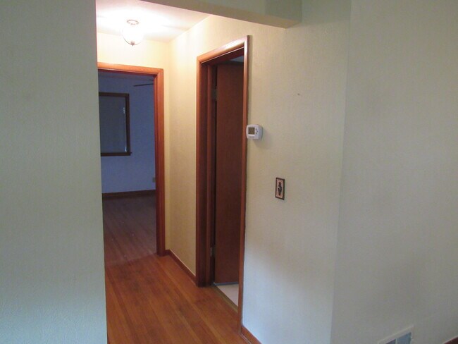 Building Photo - 601 Michael Ct