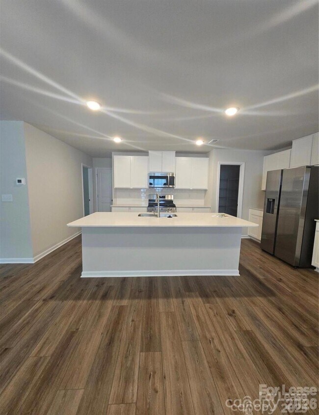 Building Photo - 13123 Hampton Bay Ln