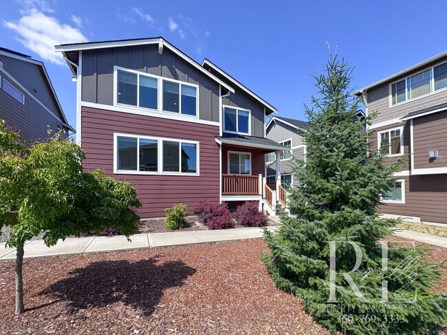 Building Photo - 1060 Banyan St