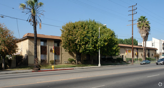 Primary Photo - Villa Van Nuys Apartments