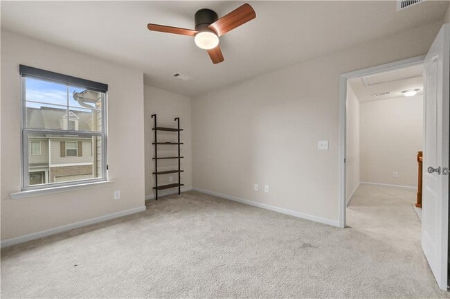 Building Photo - 2396 Whiteoak Bend