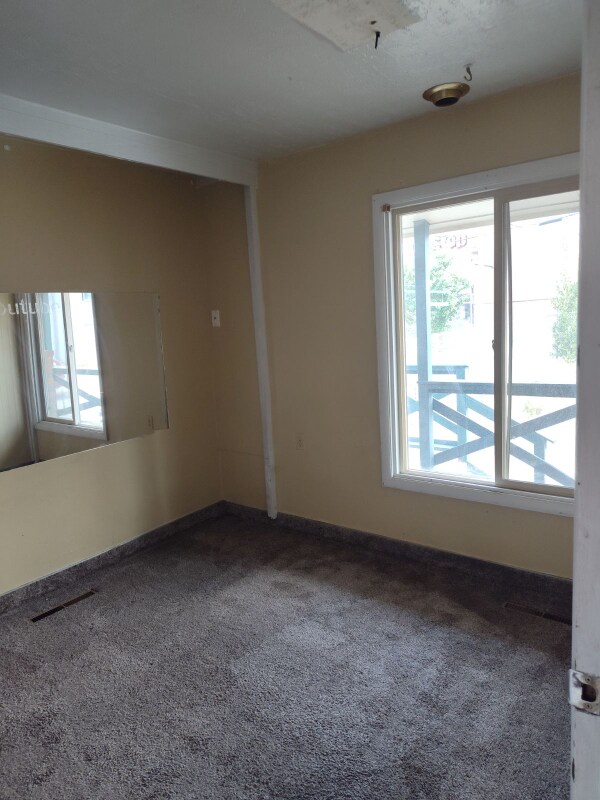 Building Photo - 3204-3216 Busch St