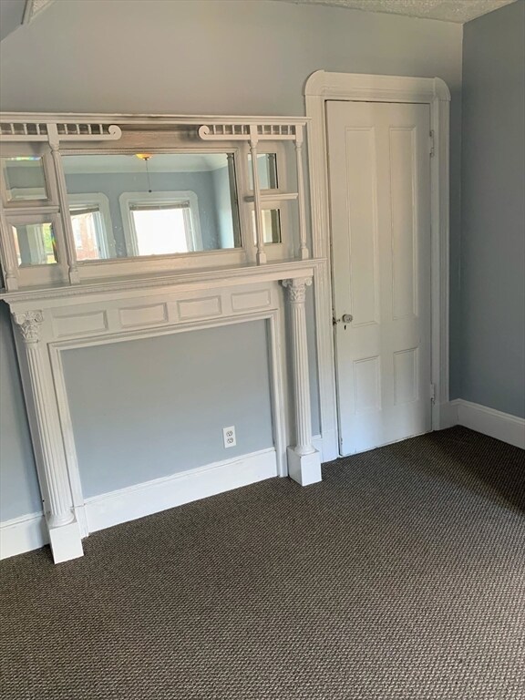 Building Photo - 96 Harrishof St