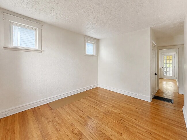 Building Photo - 8527 Philo Ave