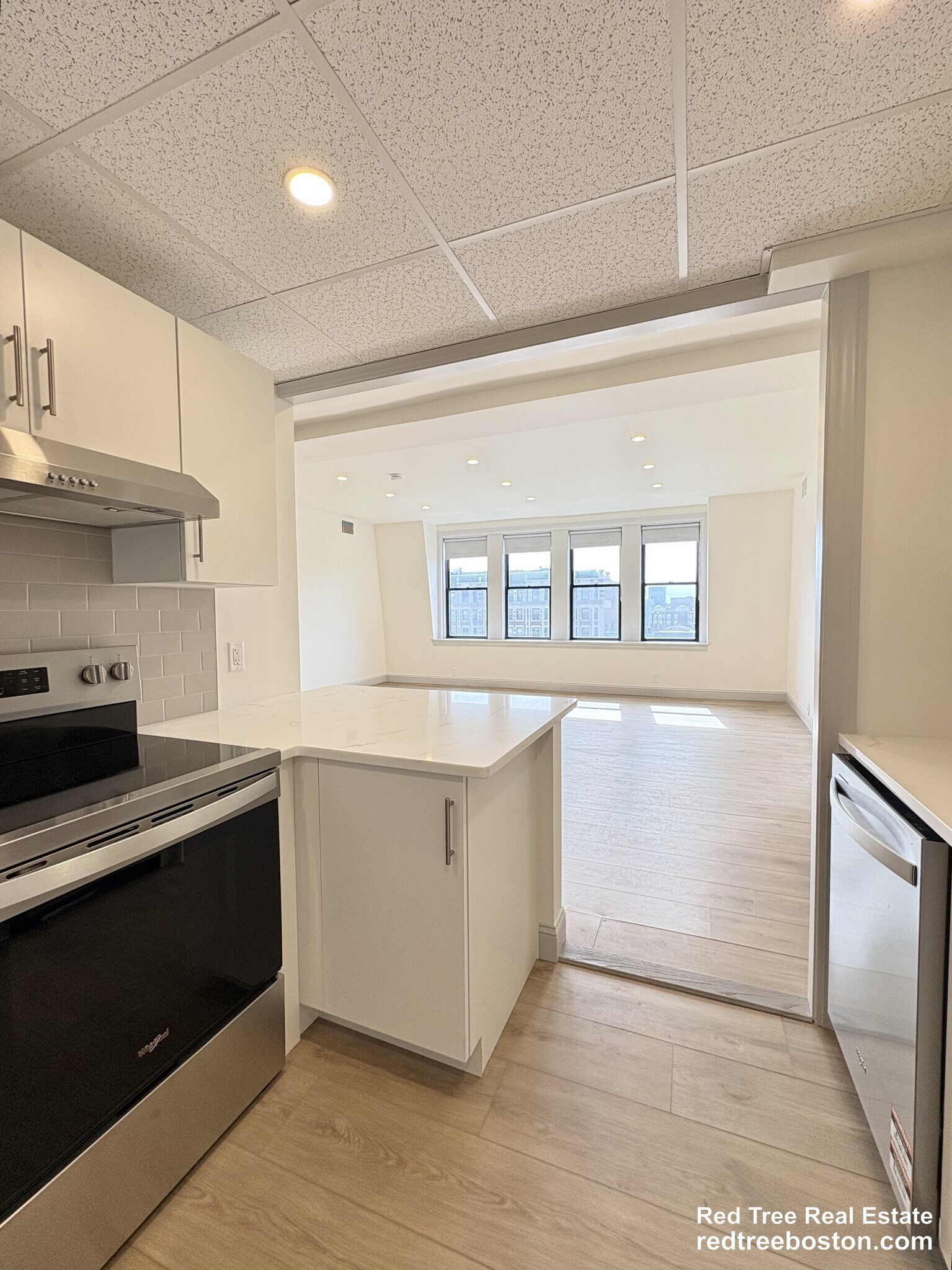 Building Photo - 475 Commonwealth Ave