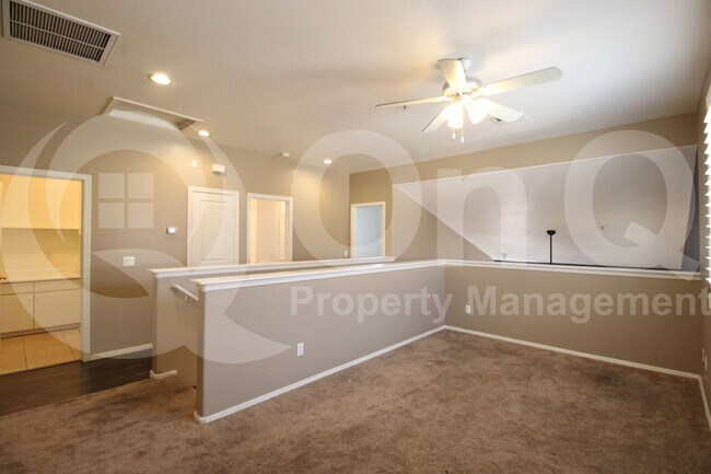 Building Photo - 1225 N 36th St