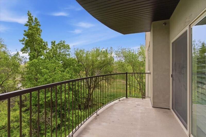Building Photo - 1225 Wolf Hollow Ln