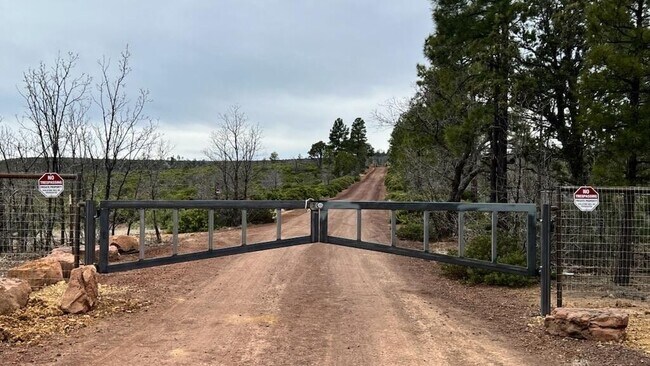 Building Photo - 66 Fairmount Ave