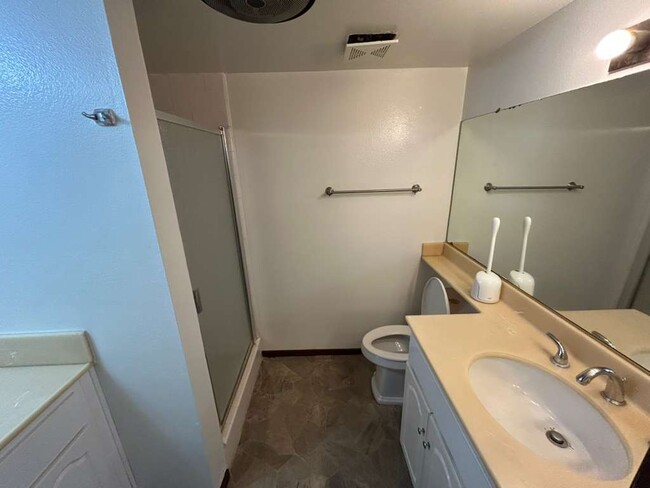 Upstairs Master Bedroom Ensuite Bathroom1 - 1328 9th St